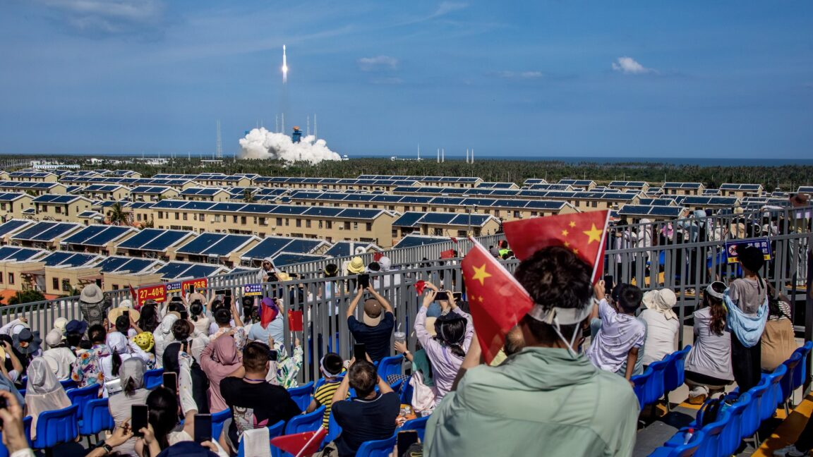 Супутники Guowang в космосі