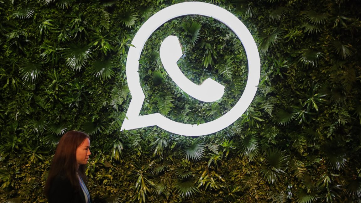 Керівник безпеки WhatsApp звинувачує Meta