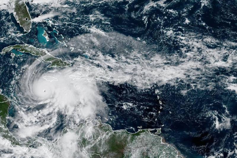 Google DeepMind перевершує традиційні моделі прогнозування ураганів